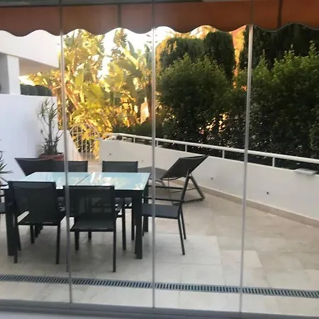 Apartment Luxueux Au Bord De La Marbella