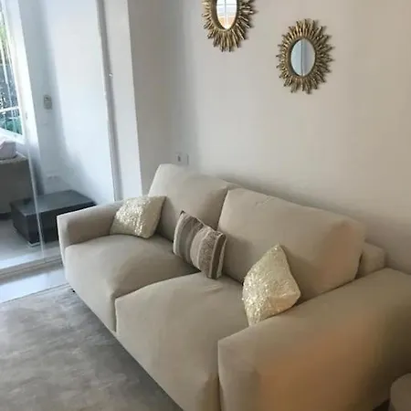 Apartment Luxueux Au Bord De La Marbella